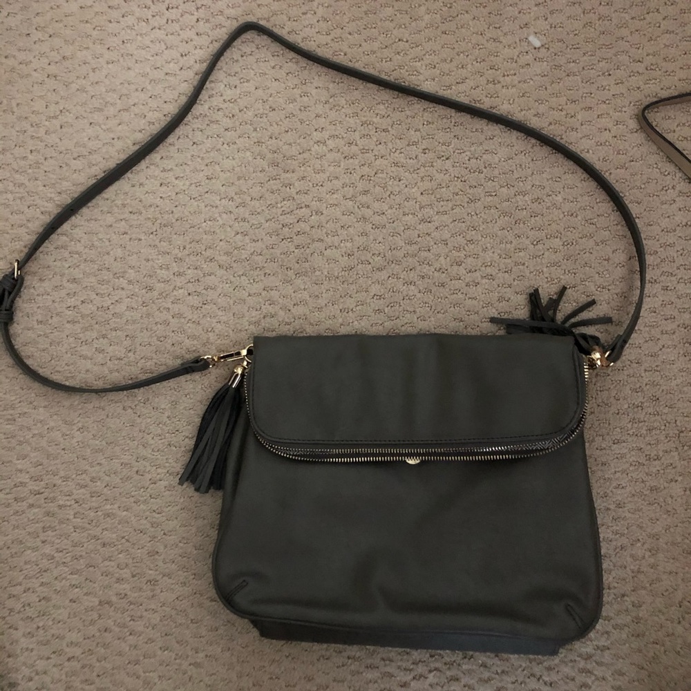 Grey Crossbody!